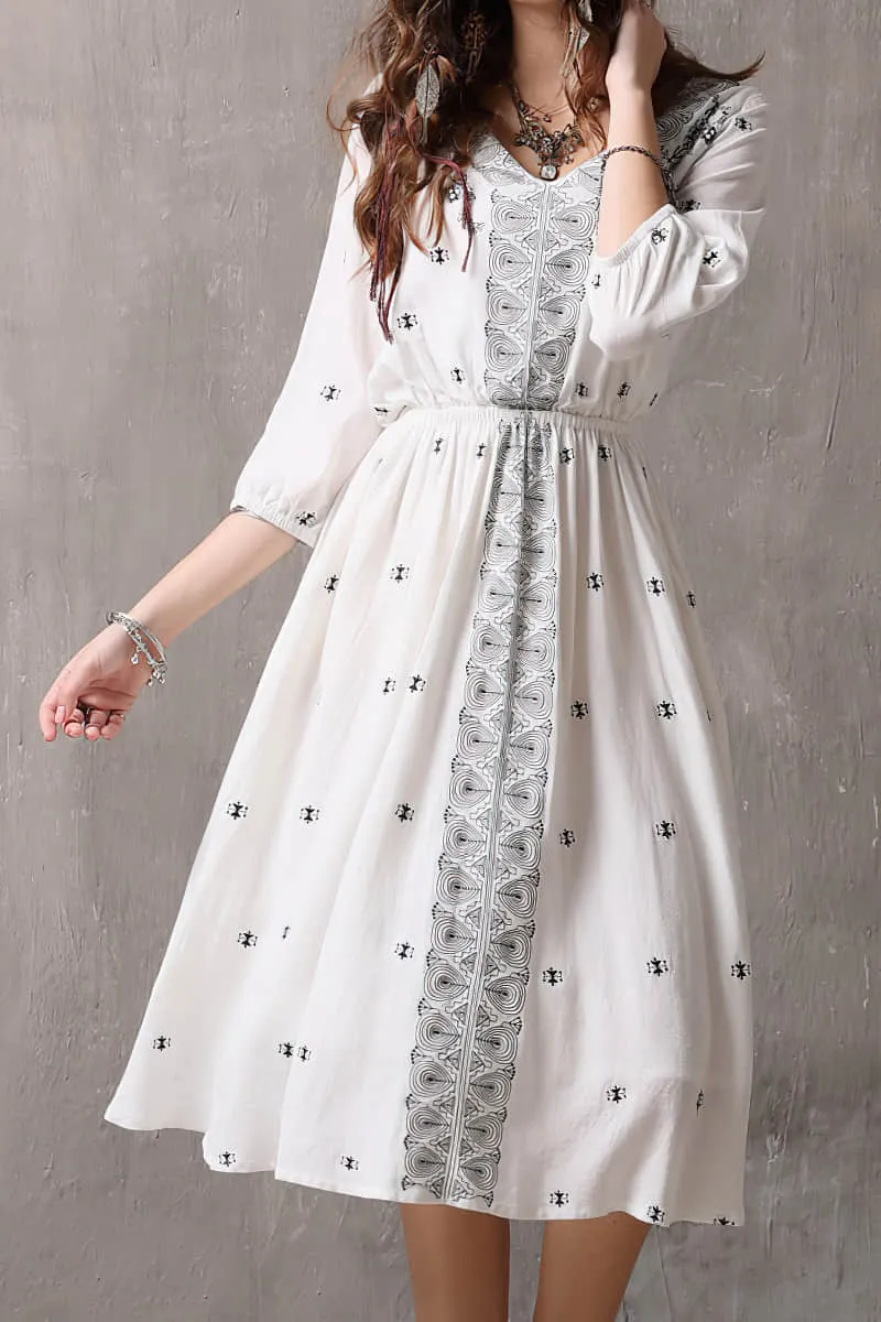 Vintage embroidered three-quarter sleeve dress